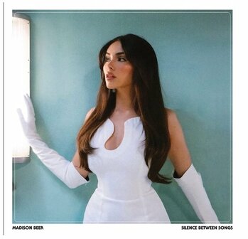 MADISON BEER - SILENCE BETWEEN SONGS (LP)