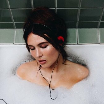 MIMI WEBB - CONFESSIONS (LP)