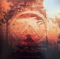 APHEX TWIN - SELECTED AMBIANT WORKS VOLUME II (4LP) APHEX TWIN - SELECTED AMBIANT WORKS VOLUME II (4LP)
